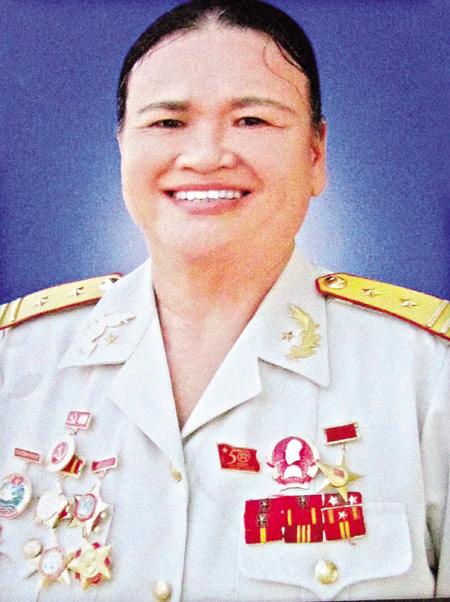 Ngô Thị Tuyển (đồng thời là nhân chứng lịch sử)