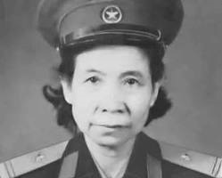 Đồng chí Đinh Thị Vân