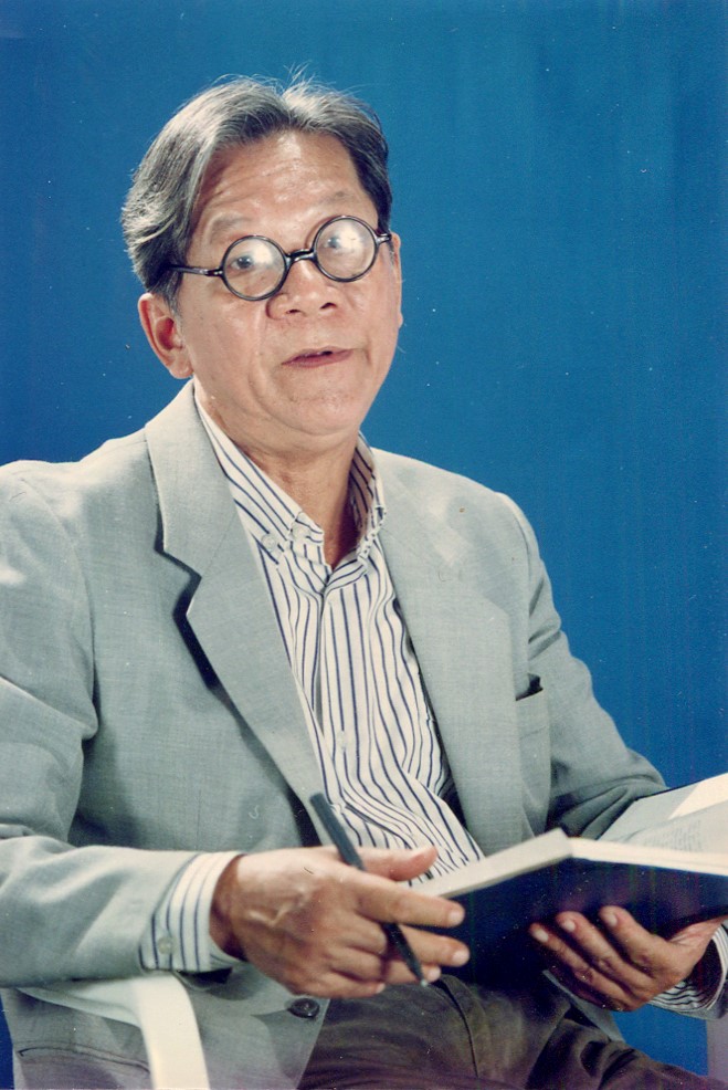 HOÀNG VÂN