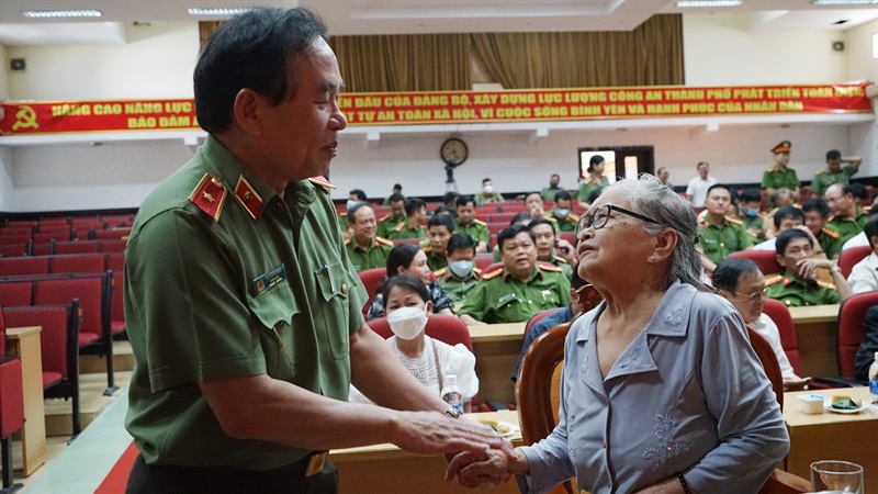 Ngô Thị Huệ (Bí danh Minh Hiệp)