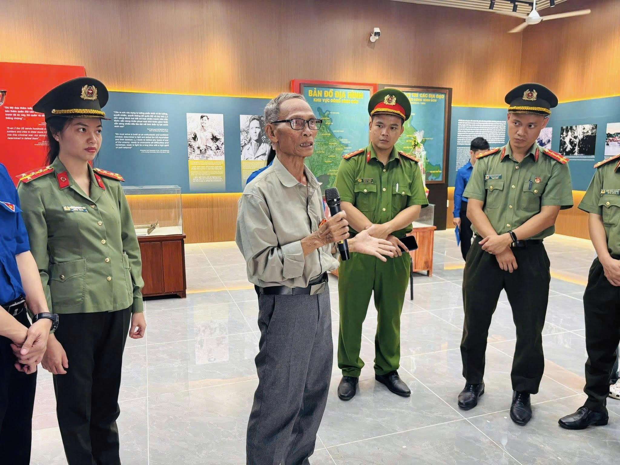 tài liệu