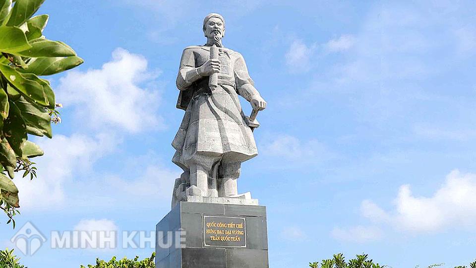 Hưng Đạo Đại vương Trần Quốc Tuấn