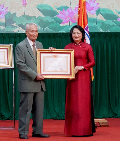 NGÔ NGỌC BỈNH